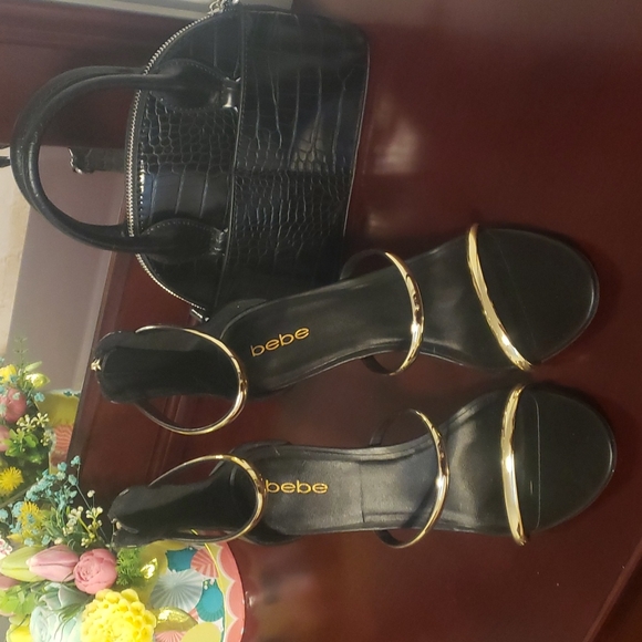 Heels Bebe - Picture 2 of 11